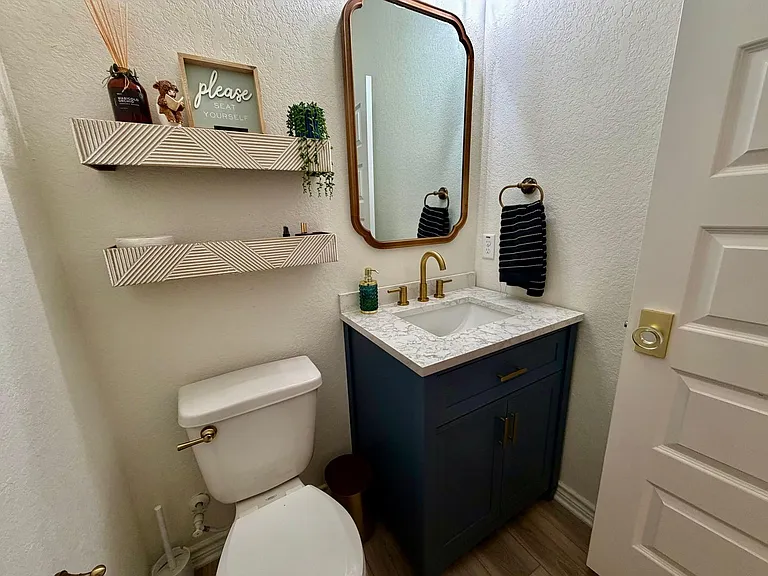 5024 Galvan Mnr — Photo 19