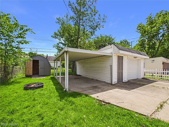 5th image of 4315 Russell Ave
