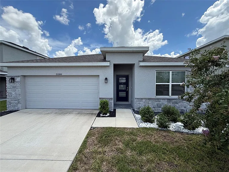 31800 Oyster Trellis Ln — Photo 1