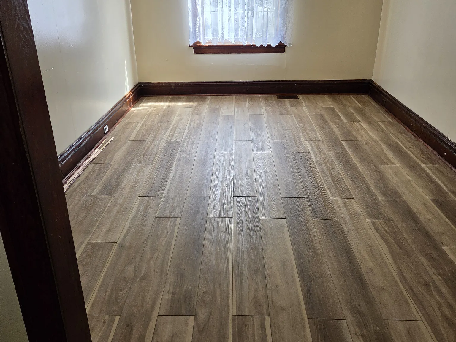 3 bed, 1000 sqft, $1,000 — Photo 4