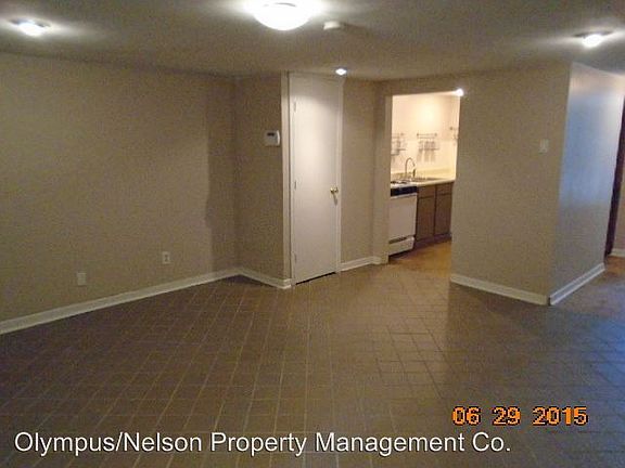 3rd image of 1112 Woodland St