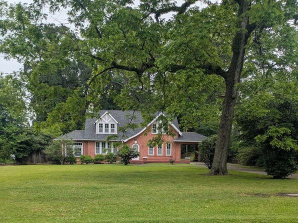 2836 Poplar Springs Dr