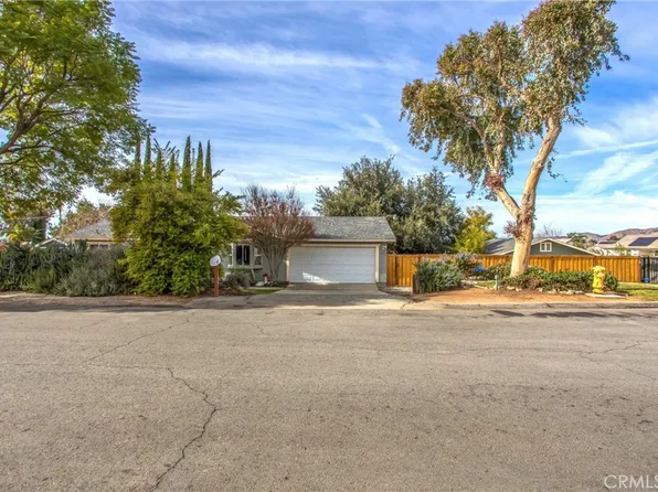 12458 Nicoya Ct, Yucaipa, CA 92399