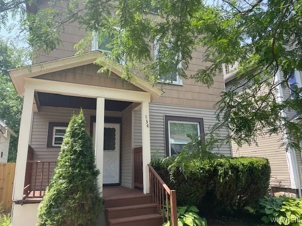 134 Heath St, Buffalo, NY 14214