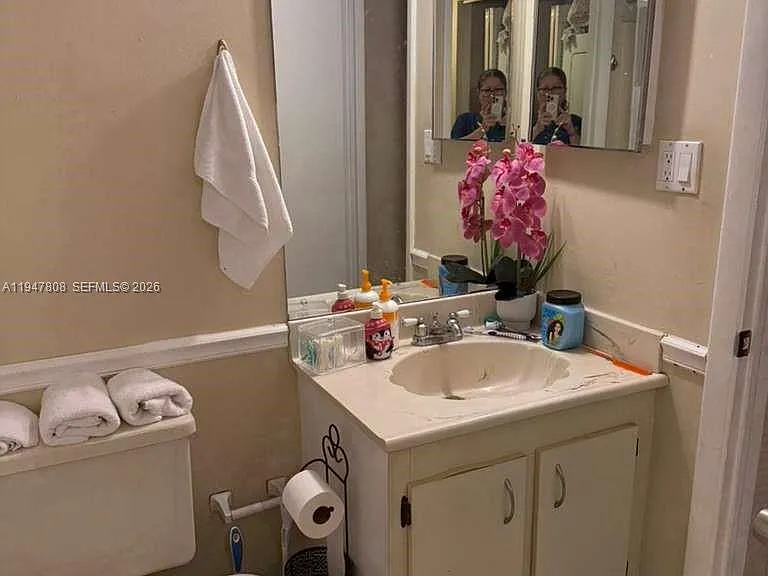 6031 Shakerwood Cir #107 — Photo 4