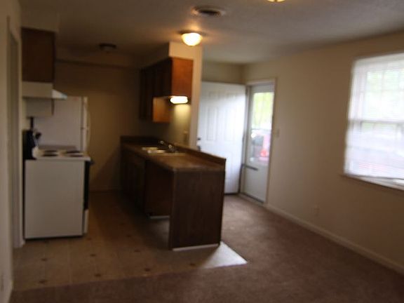 3rd image of 1266 Daniel St APT A