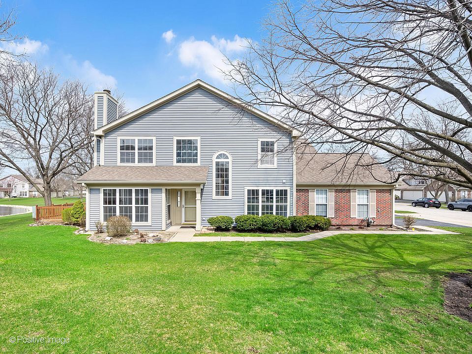 1st image of 700 Bent Ridge Ln