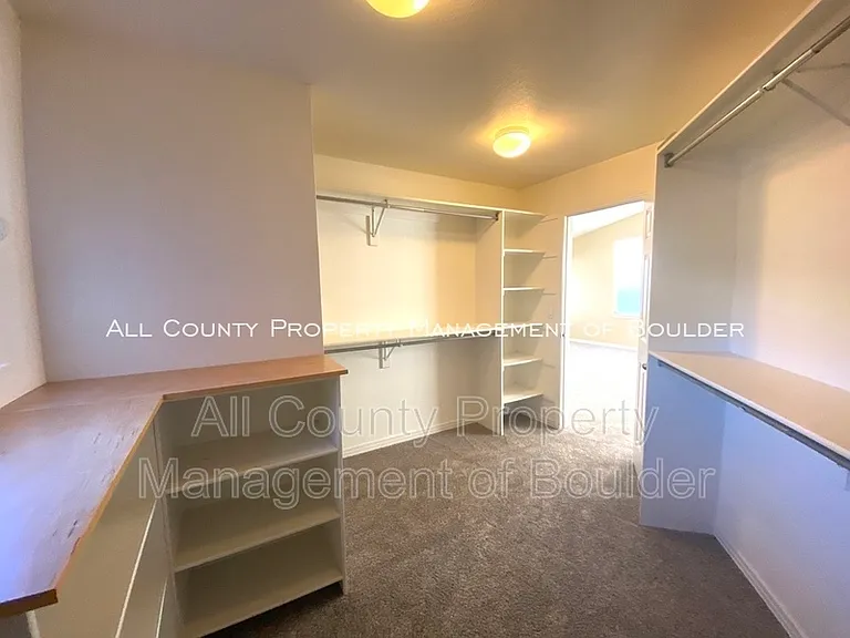 519 Sierra Ave — Photo 26