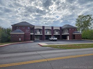 412 E B St APT B, Jenks, OK 74037
