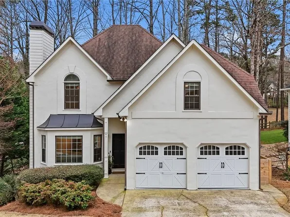 618 Wedgewood Dr, Woodstock, GA 30189