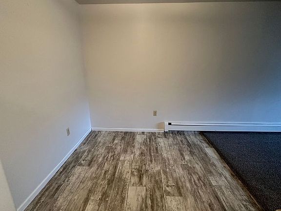 5th image of 1506 10th Ave NE #4