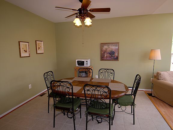 4th image of 6156 Taffy Ct