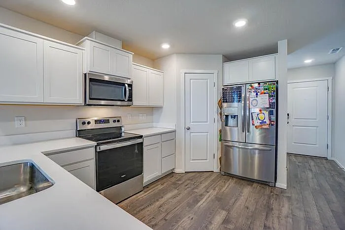 10521 NE 121st Ave — Photo 10