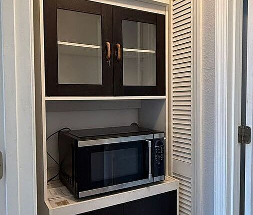 5th image of 120 Coco Plum Dr