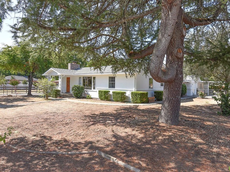 1st image of 1100 Solano Ave
