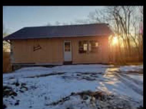 5th image of 1046 Kings Highway