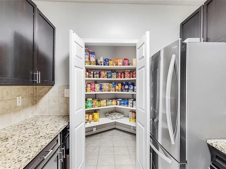 1250 Parkwood Cir SE #2201 — Photo 8