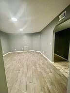 5th image of 415 W 5th St
