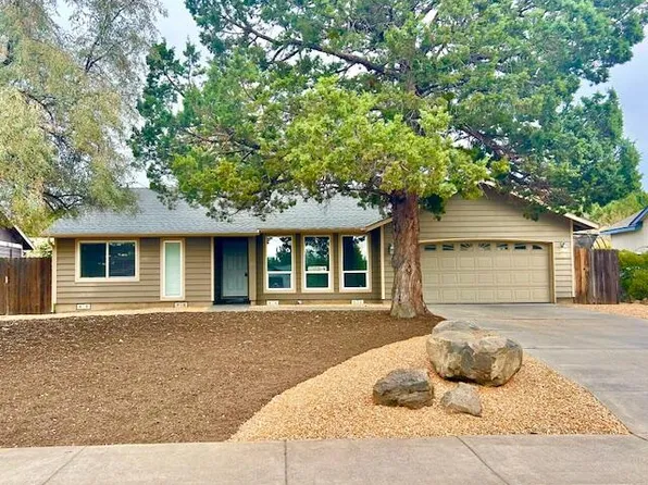 1938 NE Curtis Dr, Bend, OR 97701