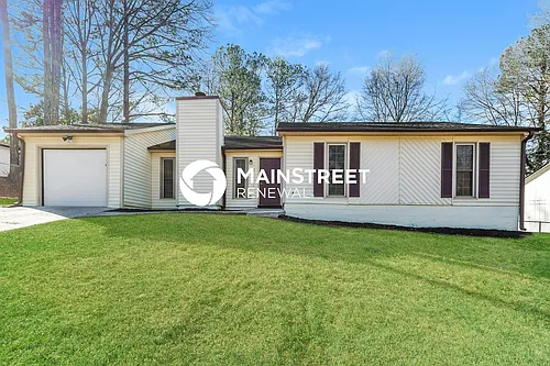 1070 Salisbury Trl Photo 1
