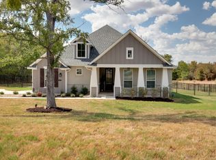 140 Raptor Beak Way, Cedar Creek, TX 78612