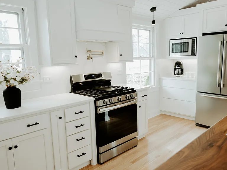 916 Richmar Dr — Photo 13