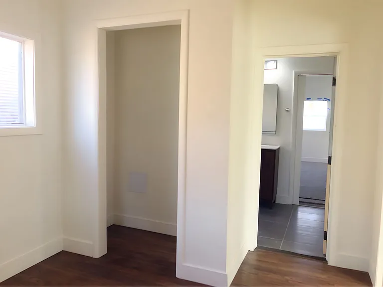 4312 Benton St — Photo 4