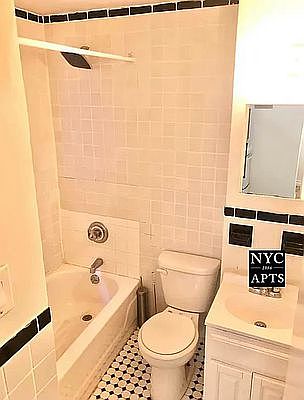 5th image of 328 W 44th St APT 31