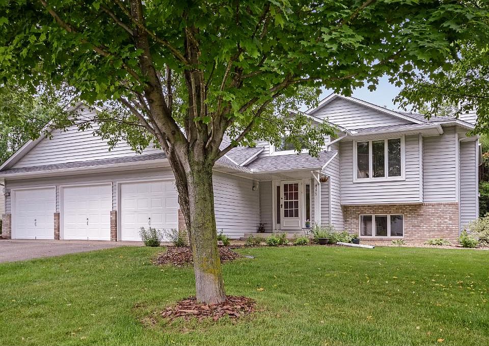 1st image of 4375 Niagara Ln N