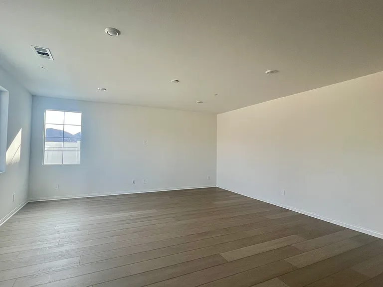 1758 Ace St — Photo 22