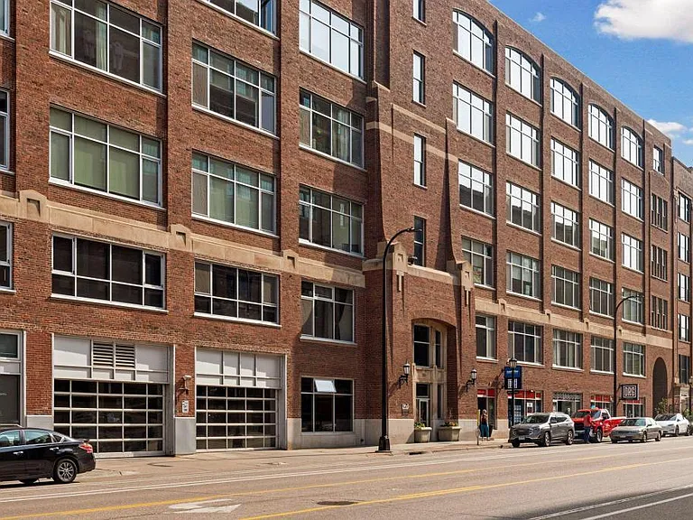 700 Washington Ave N #207 — Photo 22