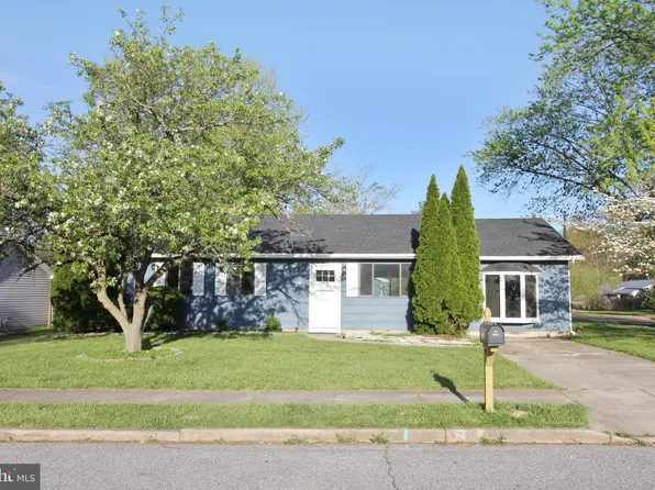 1700 Briarwood Dr, Blackwood, NJ 08012