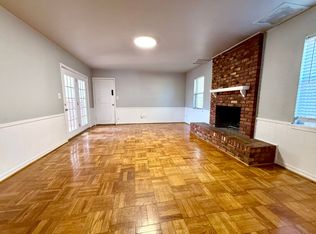 10117 Stoneham Ave, Oklahoma City, OK 73120
