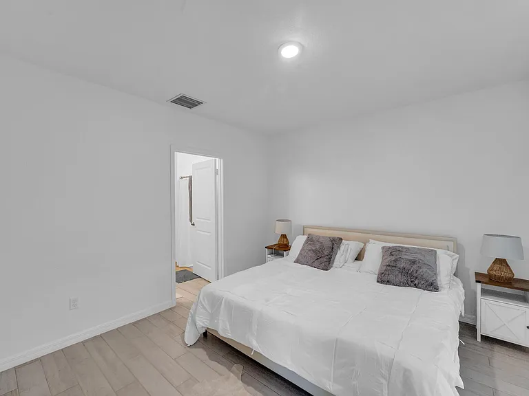 5082 Armina Pl — Photo 12