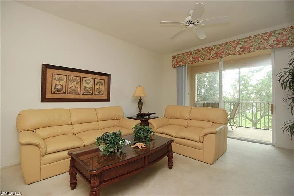 2 bed, 2.0 bath, 1194 sqft, $1,995 — Photo 3