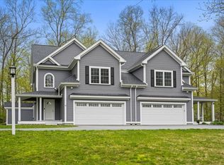 12 Old Flanders Rd #12, Westborough, MA 01581