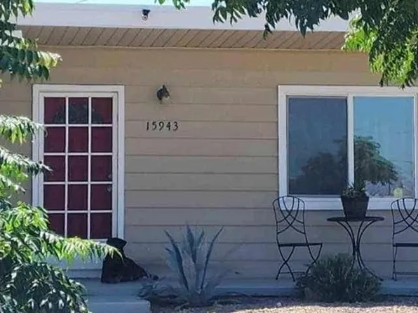 15943 Pine St, Hesperia, CA 92345
