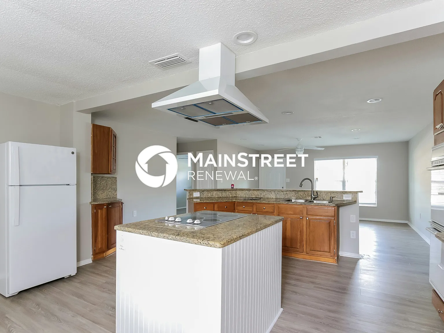 3401 Spainwood Dr — Photo 4