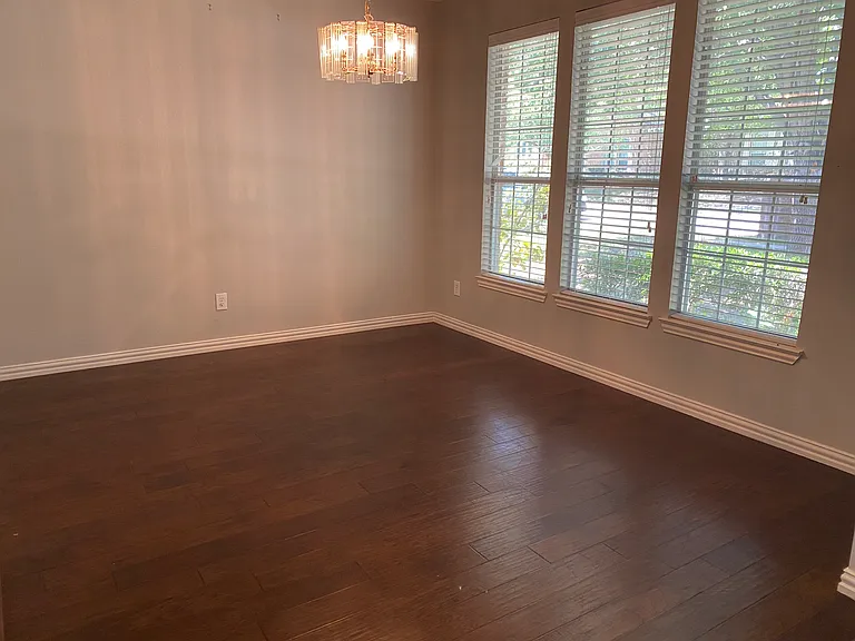 3620 Field Stone Dr — Photo 4