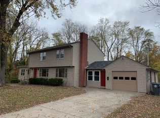 11 Lolly Ln #2, Cranston, RI 02920