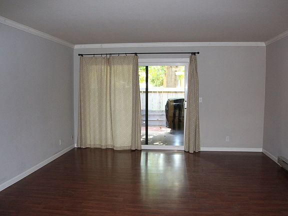 3rd image of 39090 Presidio Way APT 136