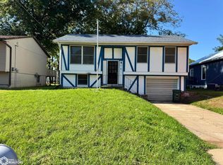 711 33rd St, Fort Madison, IA 52627