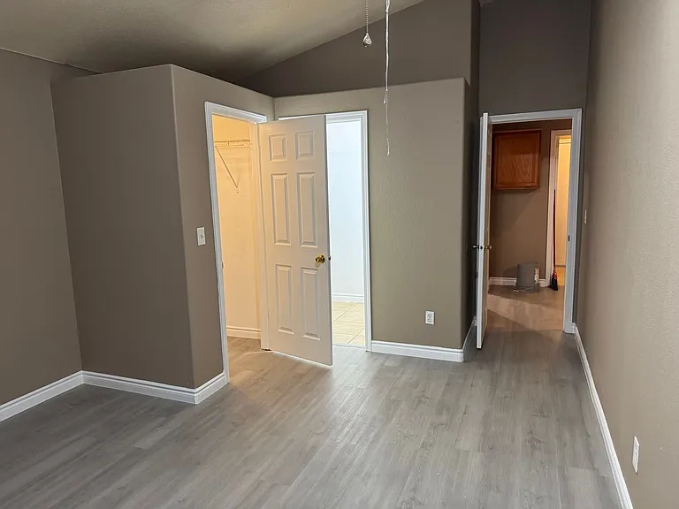 3736 Rose Canyon Dr — Photo 26