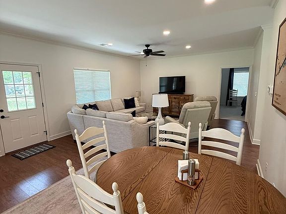 5th image of 45 South Dr #51