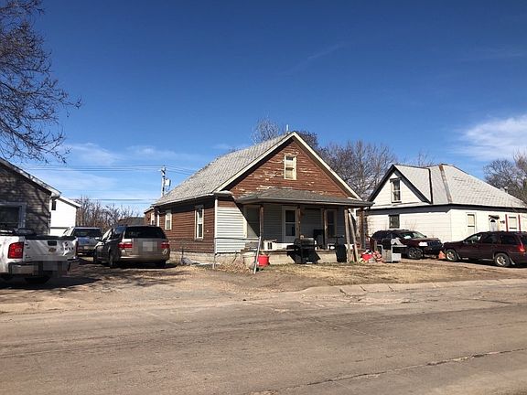 3rd image of 115 William Ave