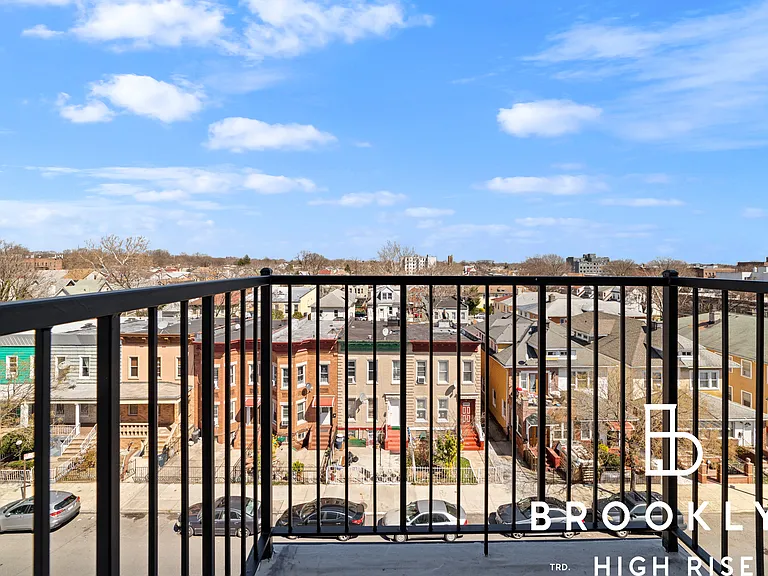 1286 New York Ave #5B — Photo 11