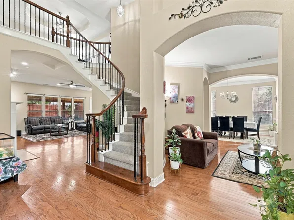 7223 Native Oak Ln, Irving, TX 75063
