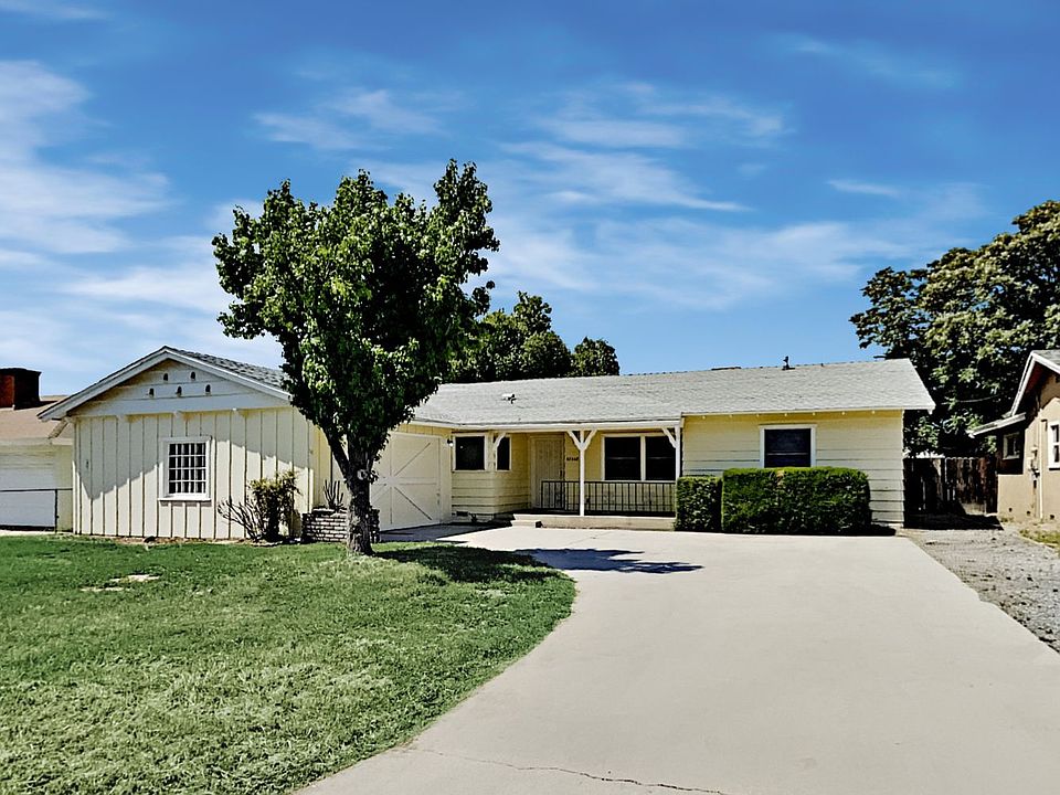 1st image of 40448 Clark Dr