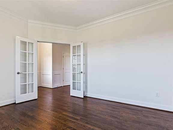 Optional study with french doors