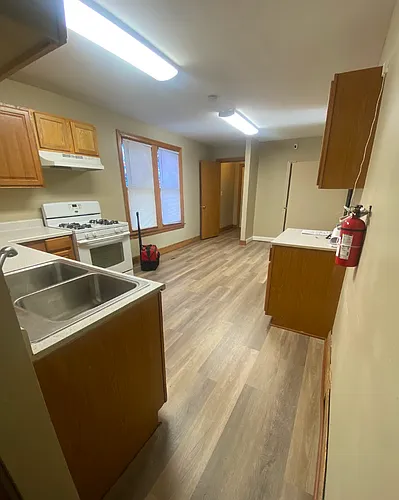 1422 Girard Ave N Photo 1